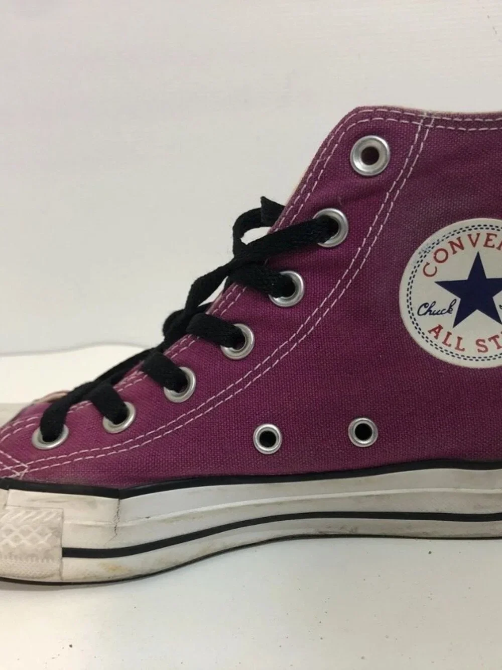 Lot of 2 Converse Chuck Taylor All Star Sneakers White & Purple M7650 Wmn Sz 7